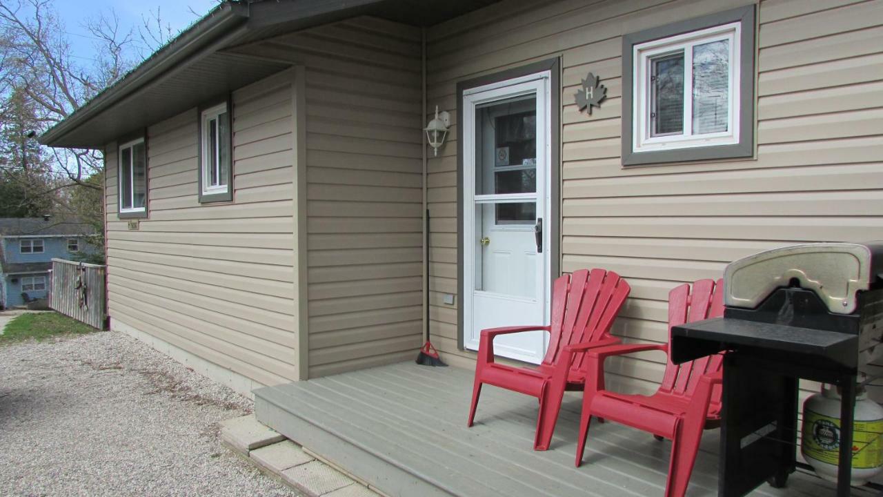 The Maples Cottages In Port Elgin Eksteriør billede